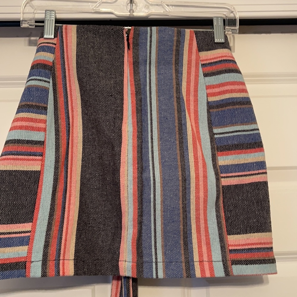Guess skirt - Picture 3 of 5